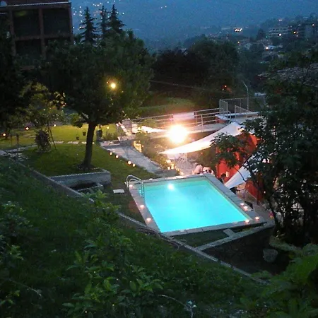 Casa Cantoniera קומו