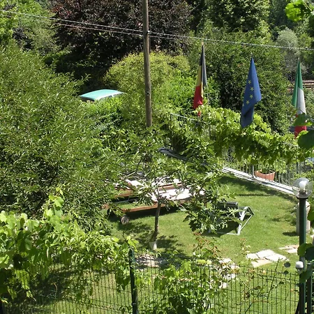 לינה וארוחת בוקר Casa Cantoniera