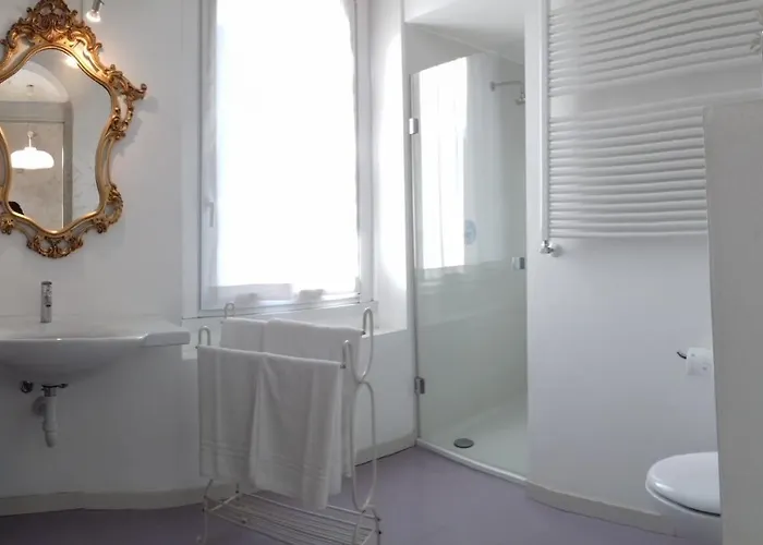 卡萨康德妮拉b＆b酒店