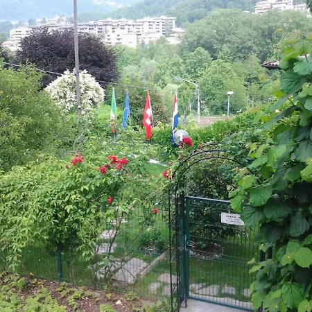 Casa Cantoniera Nocleg ze śniadaniem Como